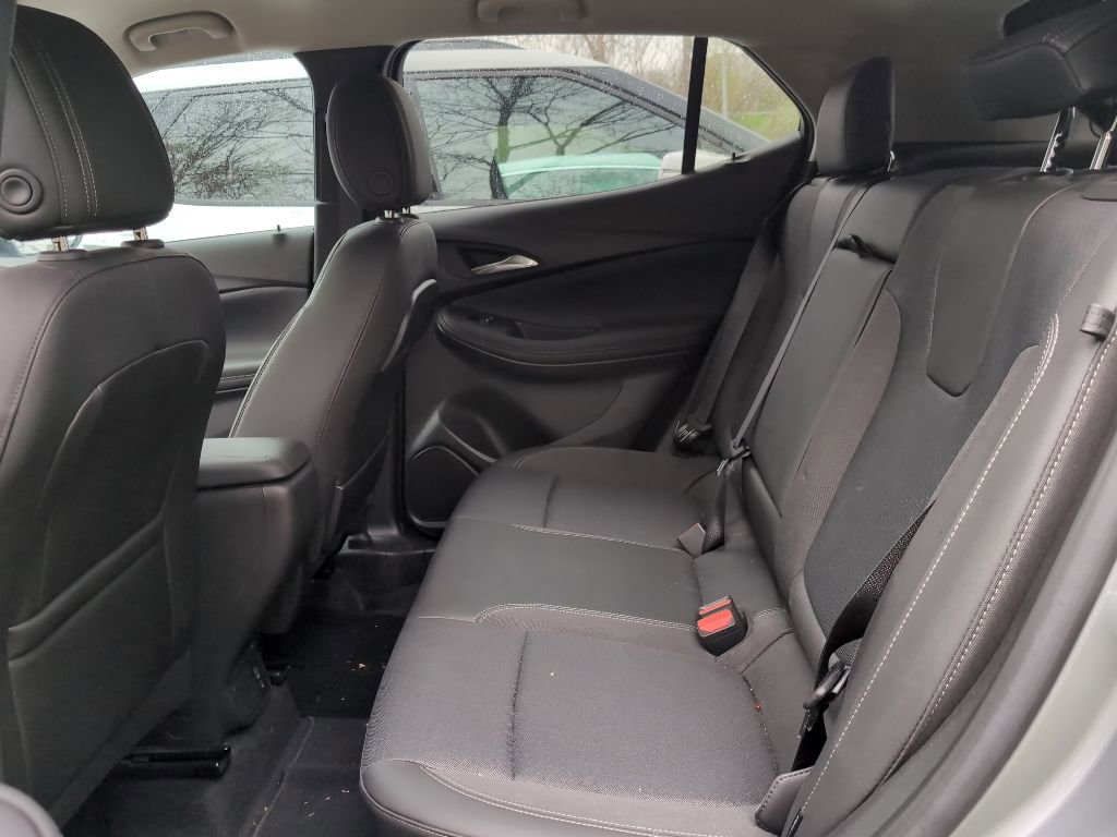 Used 2023 Buick Encore GX Select w/ Sport Touring Package FWD image 5