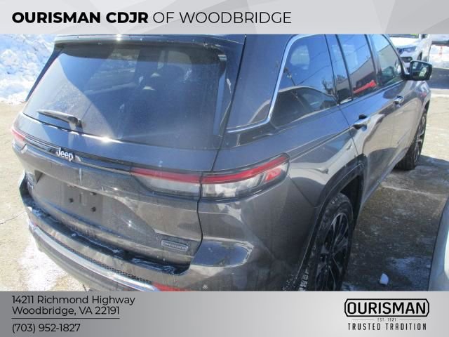 Used 2023 Jeep Grand Cherokee Overland image 3