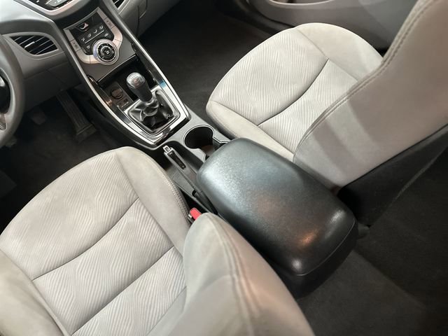 Used 2013 Hyundai Elantra GLS FWD image 24