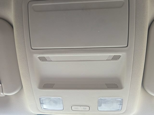 Used 2020 Ford Escape SE FWD image 29