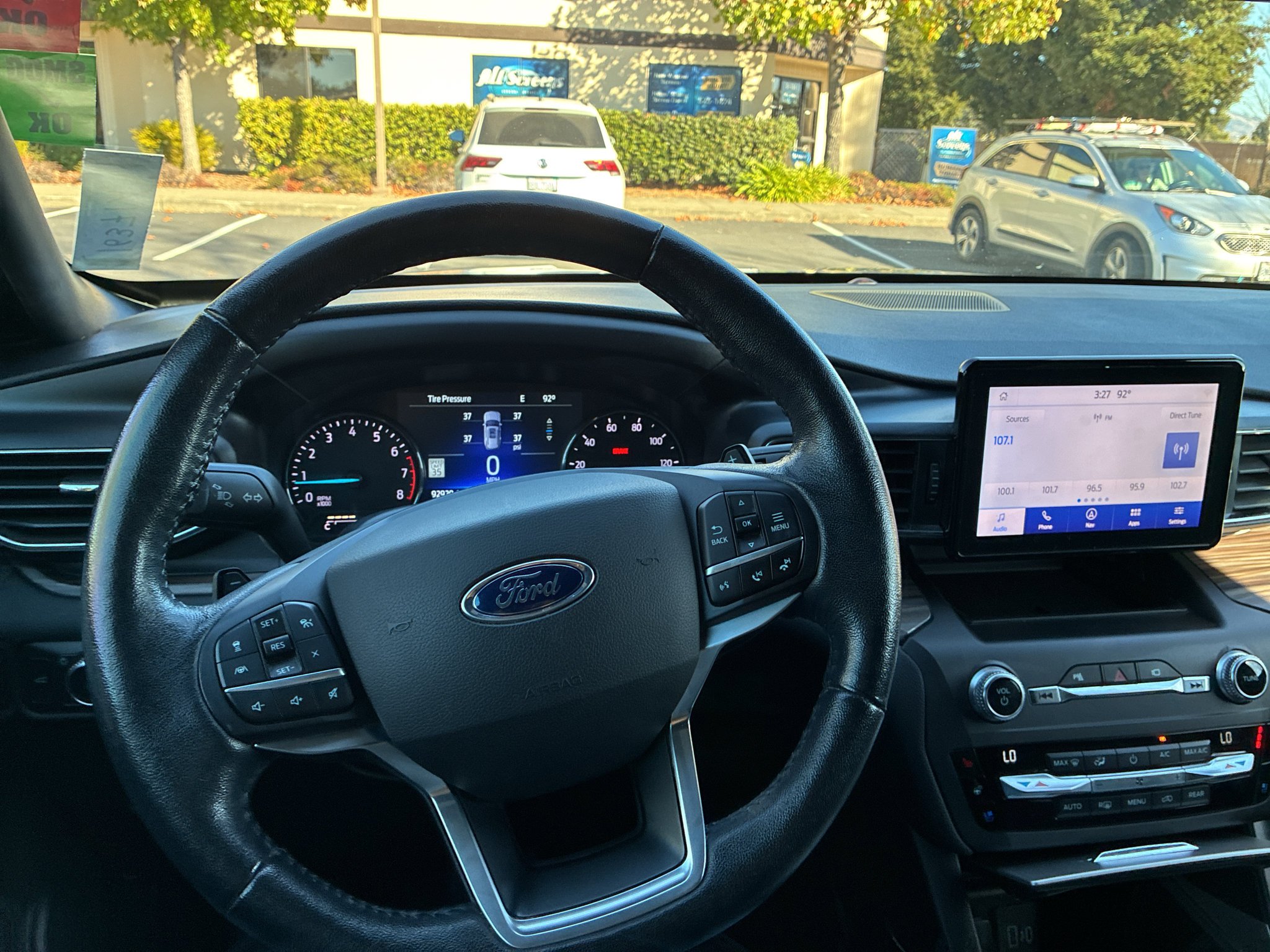 Used 2020 Ford Explorer Limited AWD/4WD image 23