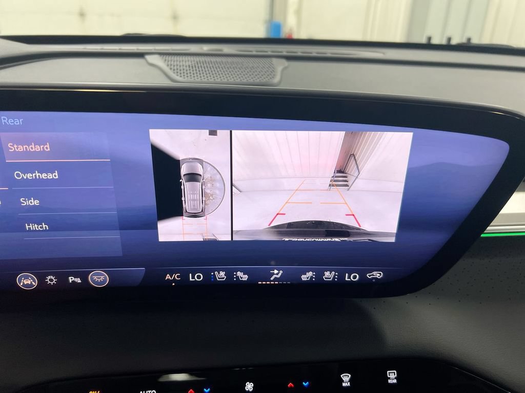 New 2026 Buick Enclave Avenir w/ Super Cruise Package AWD/4WD image 16