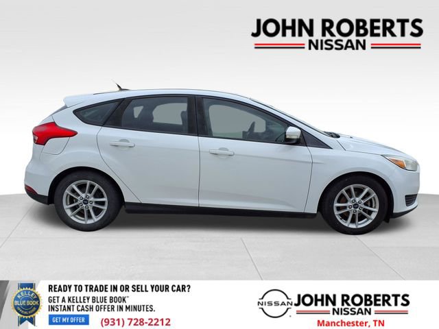 Used 2016 Ford Focus SE w/ SE Power Seat Package image 26
