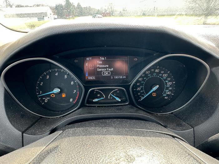 Used 2012 Ford Focus SEL FWD image 38