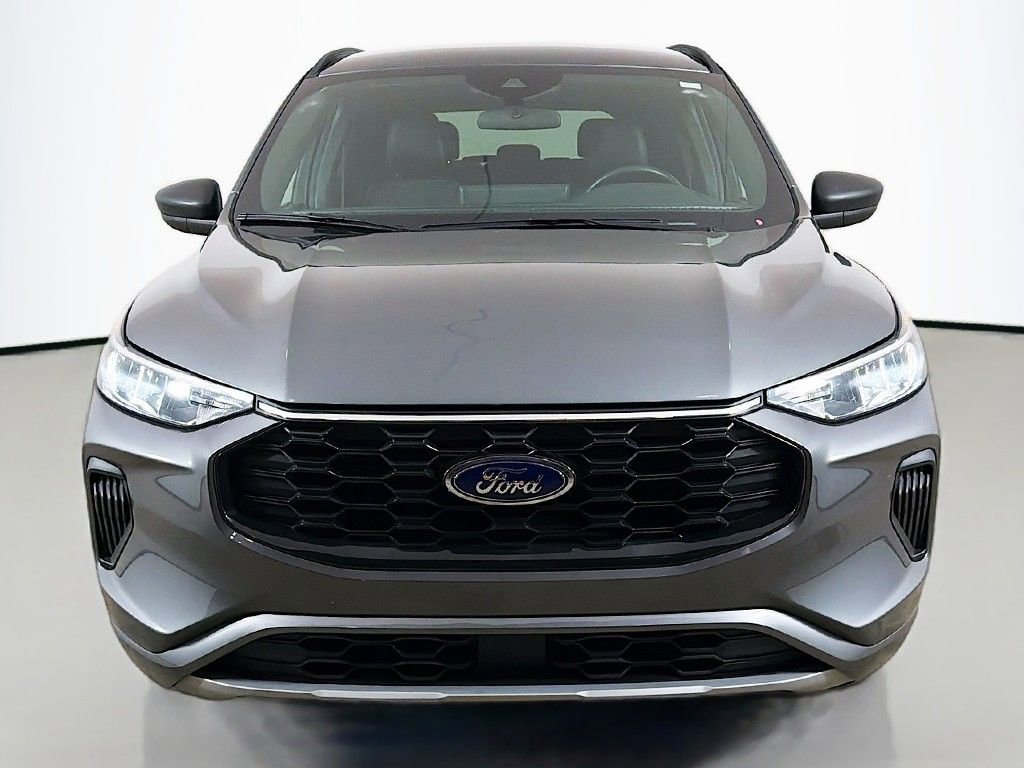 Used 2023 Ford Escape ST-Line w/ Tech Pack #1 image 11