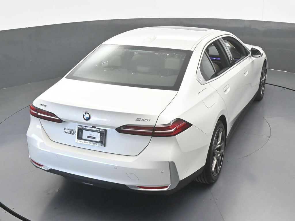 Used 2026 BMW 540i xDrive AWD/4WD image 55