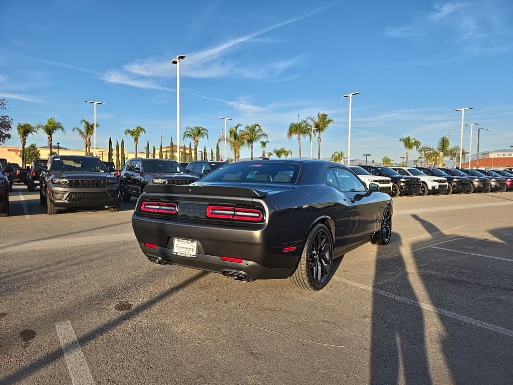 Used 2023 Dodge Challenger R/T w/ Blacktop Package image 5