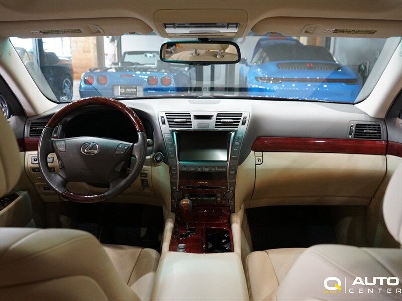Used 2007 Lexus LS 460 RWD image 17