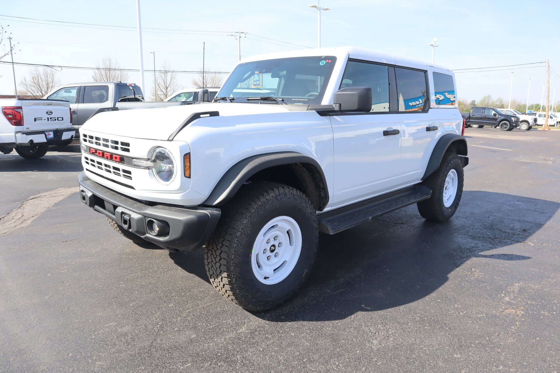 New 2026 Ford Bronco Heritage Edition AWD/4WD image 13