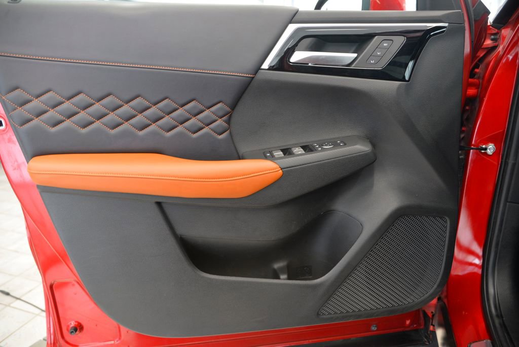 Used 2024 Mitsubishi Outlander SEL AWD/4WD image 14
