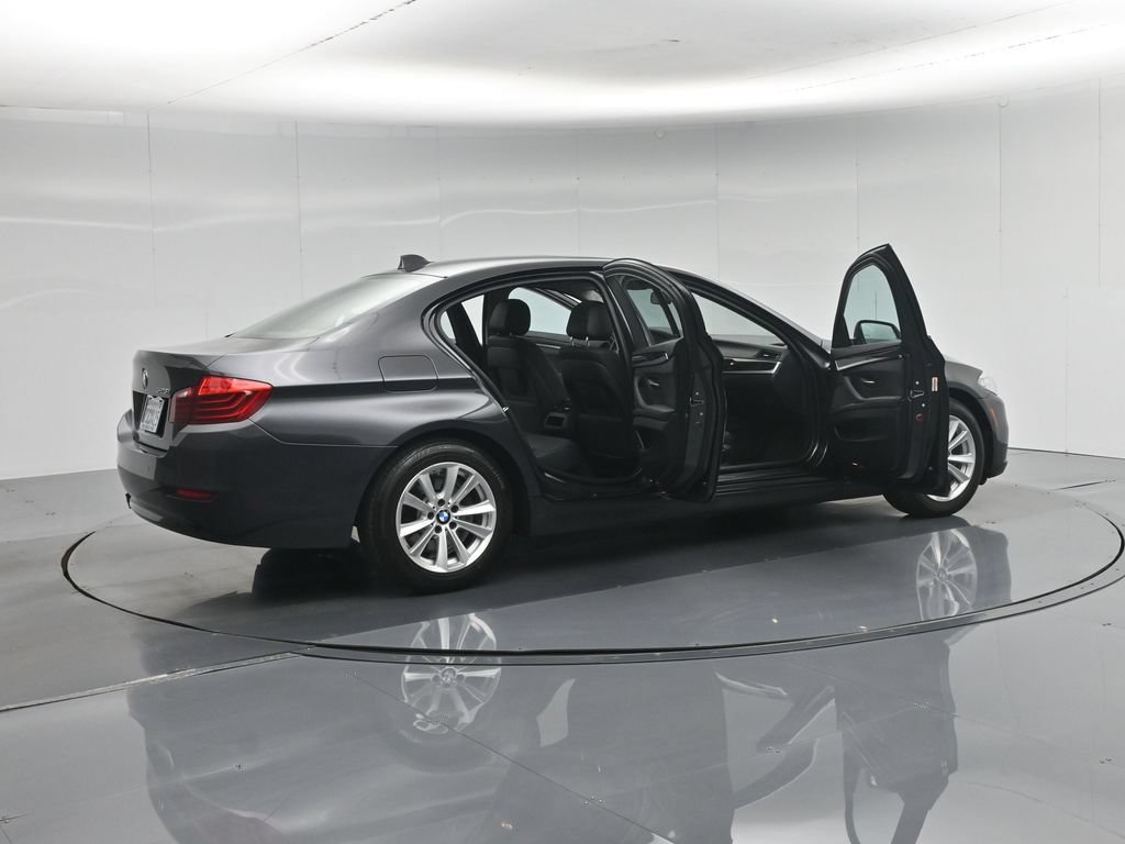 Used 2016 BMW 528i Sedan RWD image 5