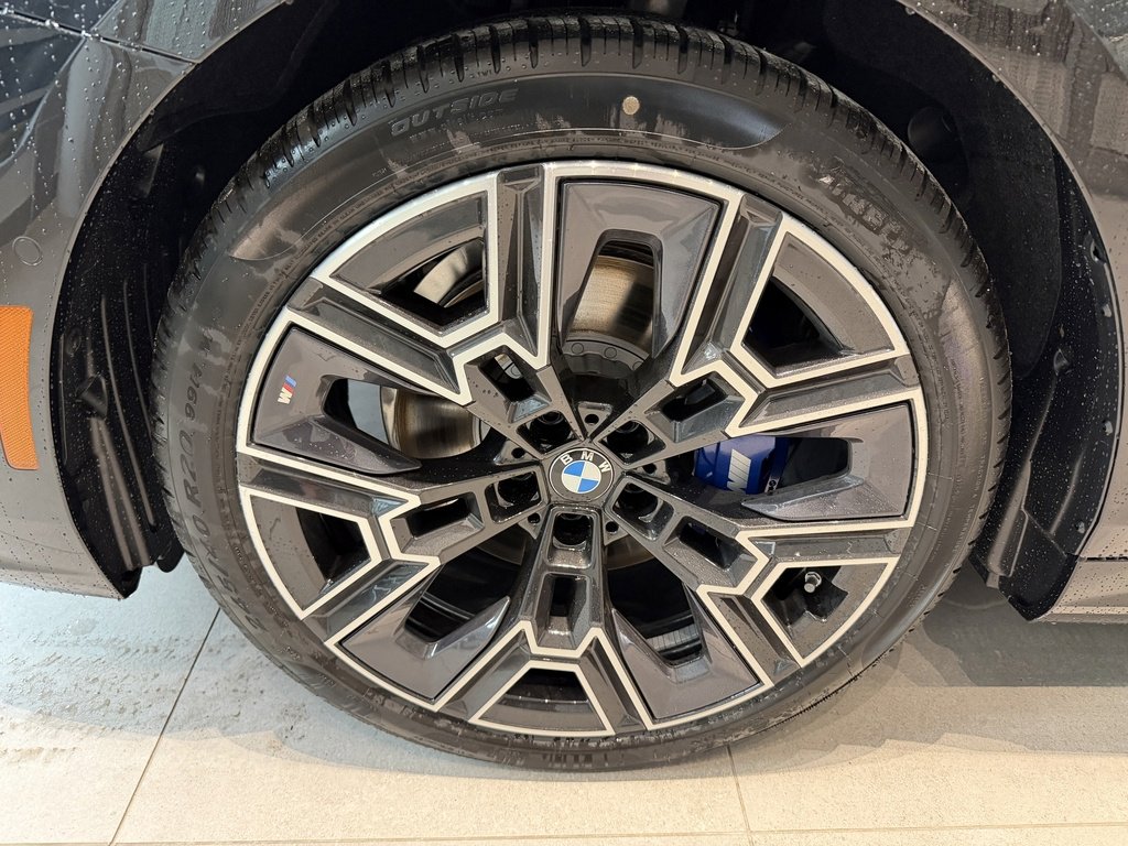 New 2026 BMW 530i xDrive w/ M Sport Package image 8