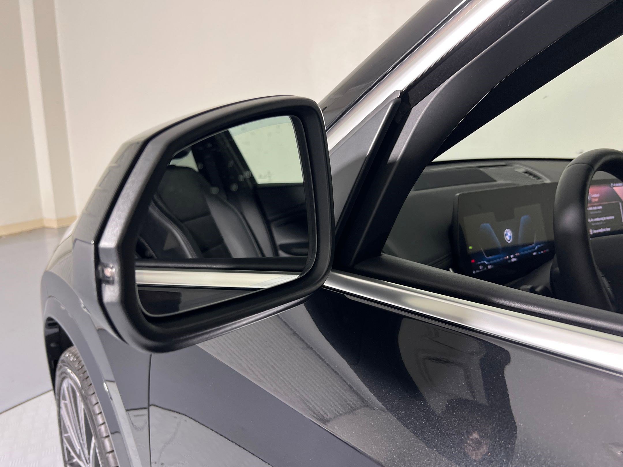 Used 2026 BMW X1 xDrive28i w/ Technology Package image 23