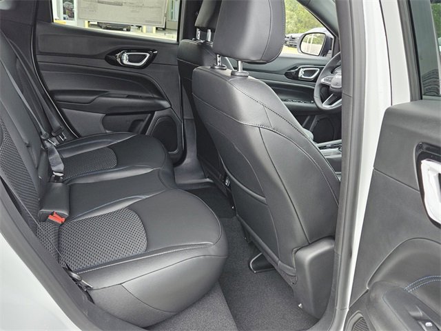 New 2026 Jeep Compass Latitude image 15