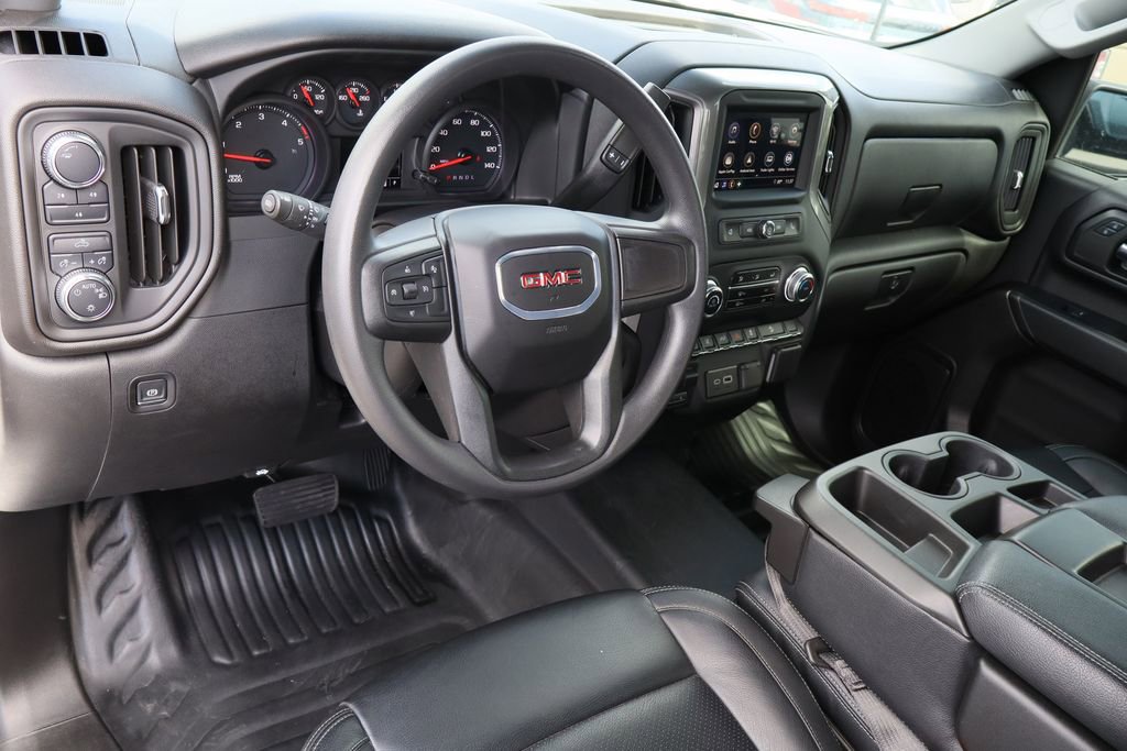 Used 2024 GMC Sierra 2500 Pro image 11