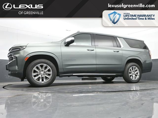 Used 2023 Chevrolet Suburban Premier AWD/4WD image 34