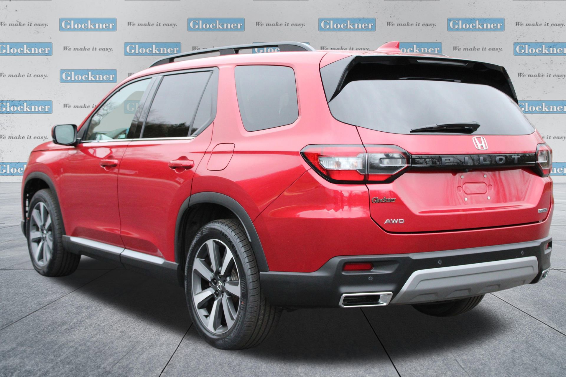 Used 2024 Honda Pilot Touring image 8