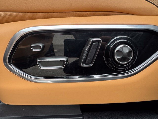 Used 2022 Jeep Grand Cherokee Summit AWD/4WD image 15