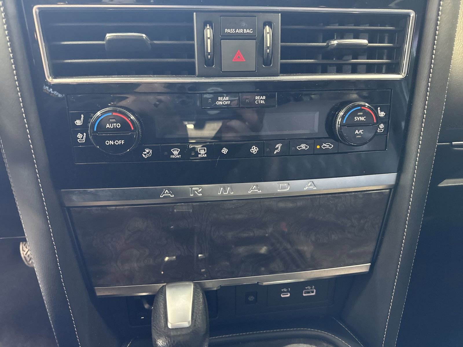 Used 2023 Nissan Armada Platinum w/ Captain's Chairs Package image 15