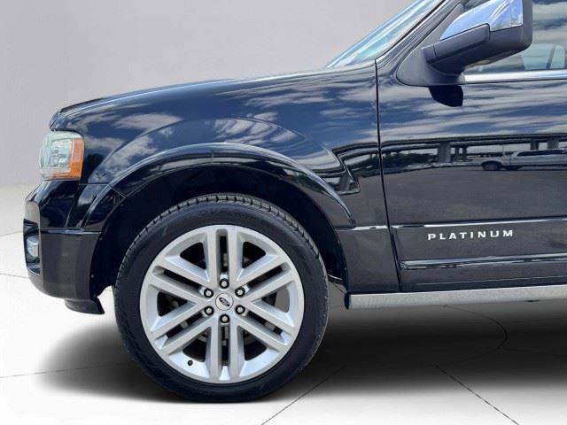 Used 2016 Ford Expedition EL Platinum RWD image 65