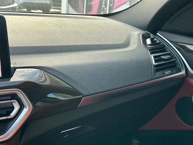 Certified 2024 BMW X4 xDrive30i image 30