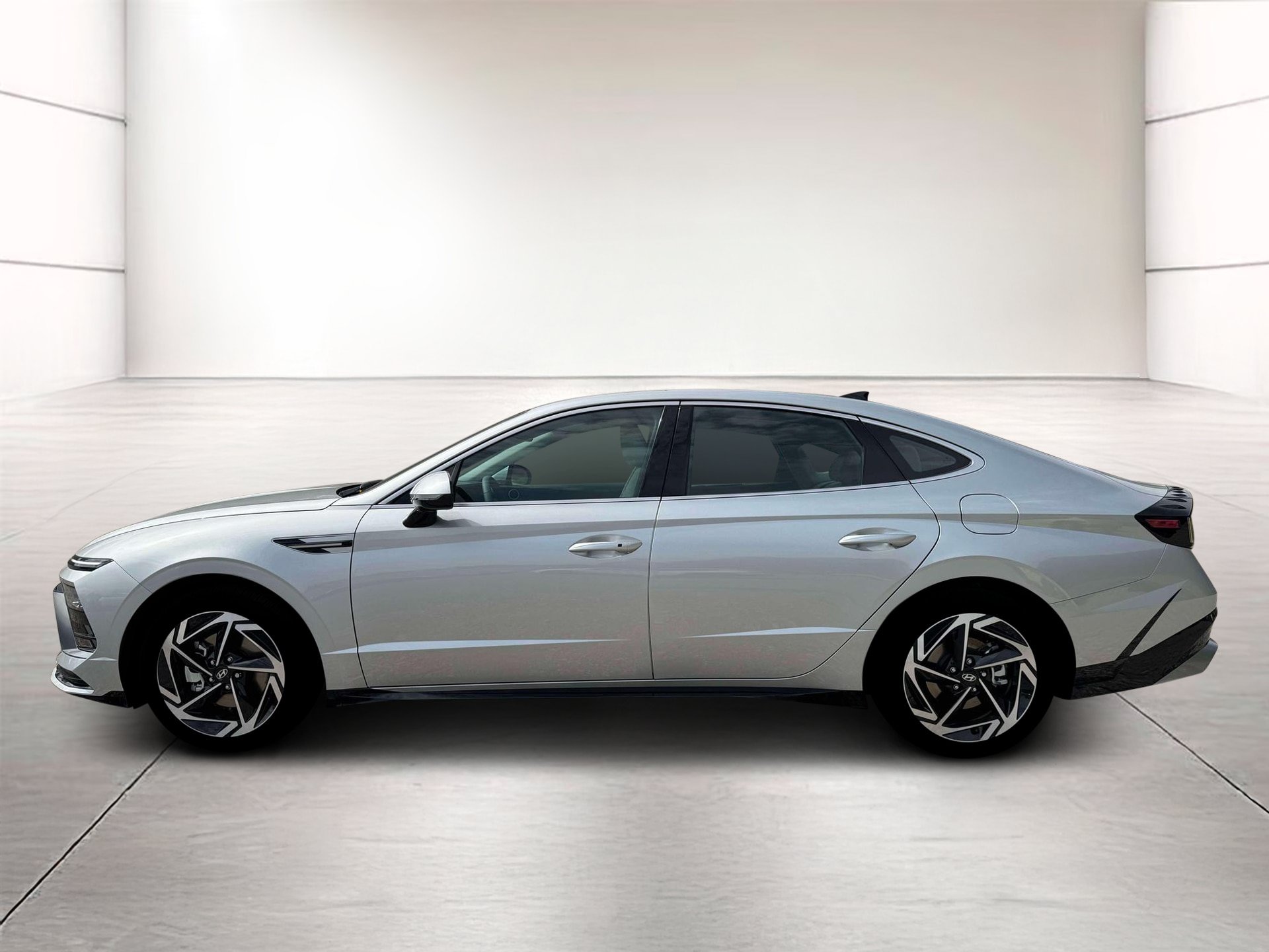 New 2026 Hyundai Sonata SEL FWD image 3