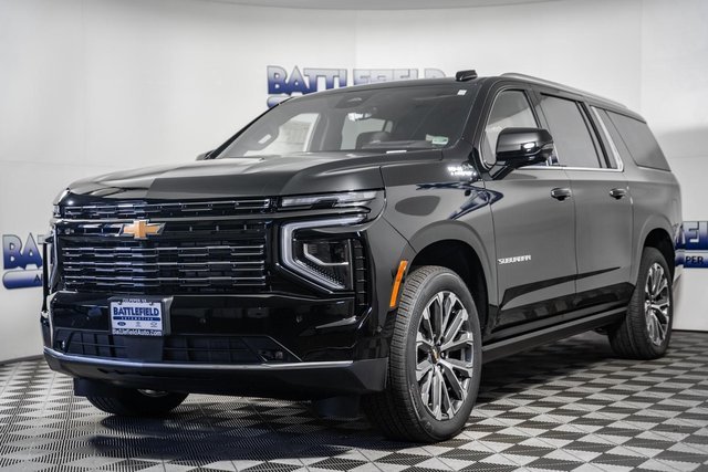New 2026 Chevrolet Suburban High Country image 3