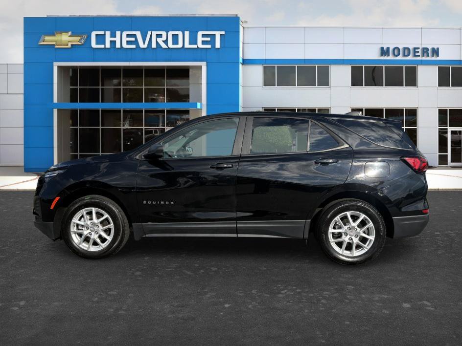 Certified 2024 Chevrolet Equinox LS w/ LS Convenience Package FWD image 2