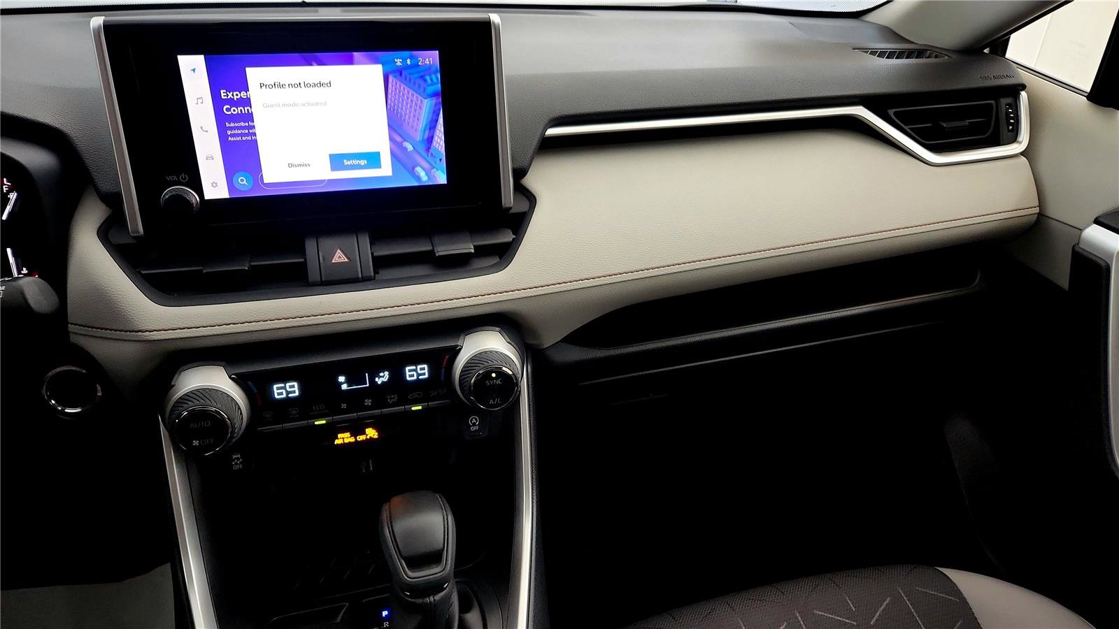 Used 2023 Toyota RAV4 XLE w/ Convenience Package image 30