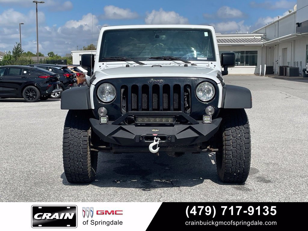 Used 2017 Jeep Wrangler Sport AWD/4WD image 2