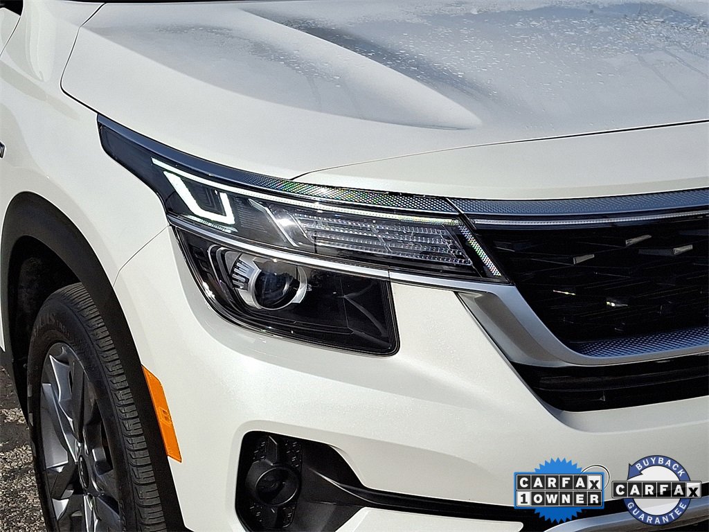 Certified 2023 Kia Seltos S image 9