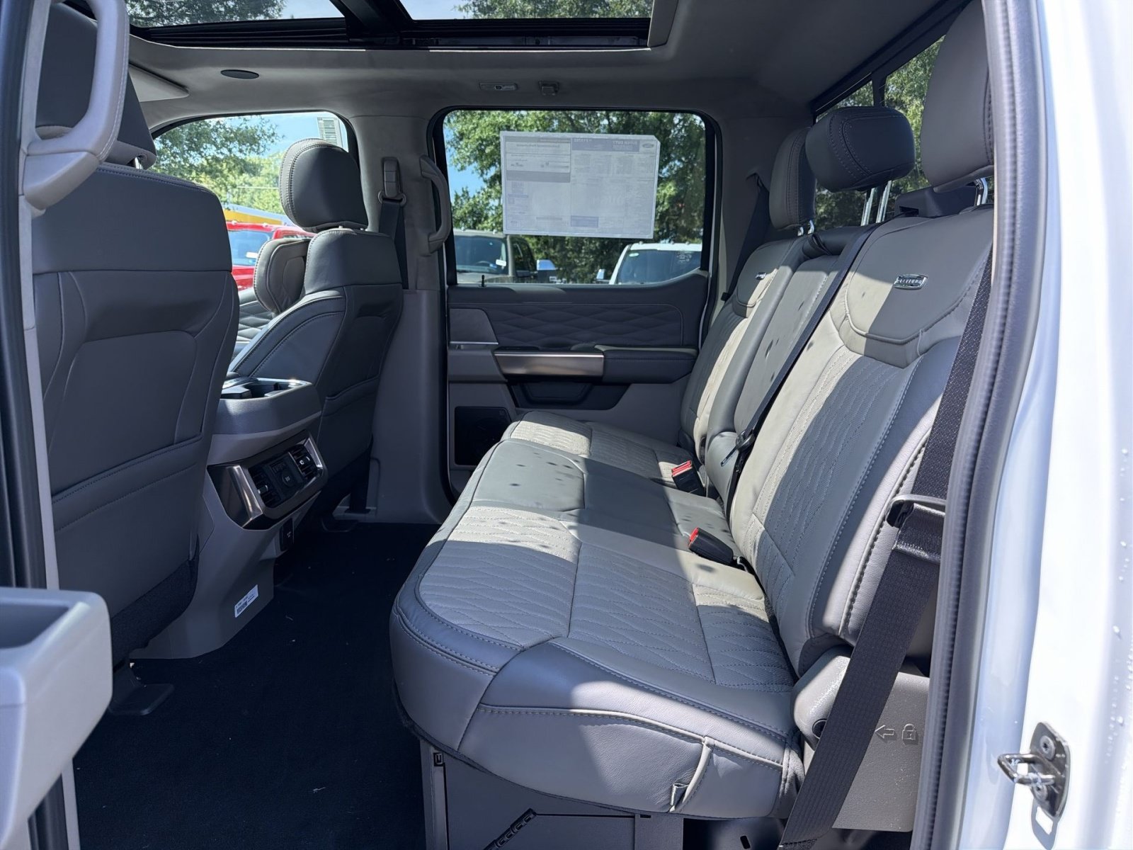 New 2026 Ford F350 Platinum w/ Platinum Plus Package AWD/4WD image 30