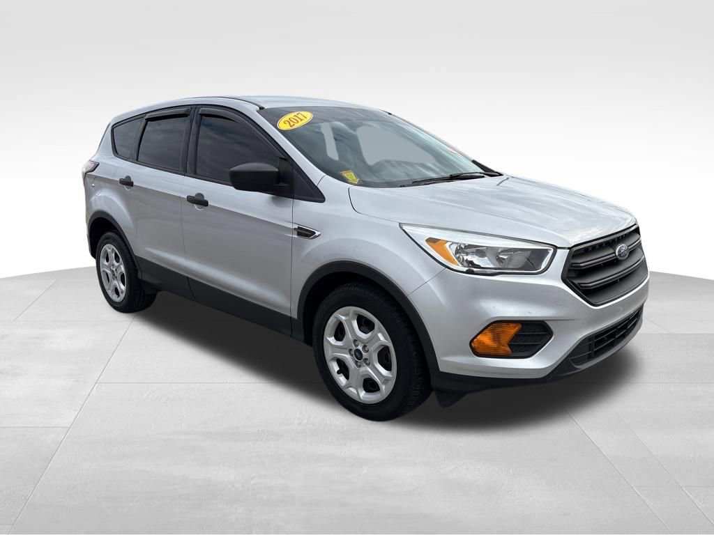 Used 2017 Ford Escape S image 6