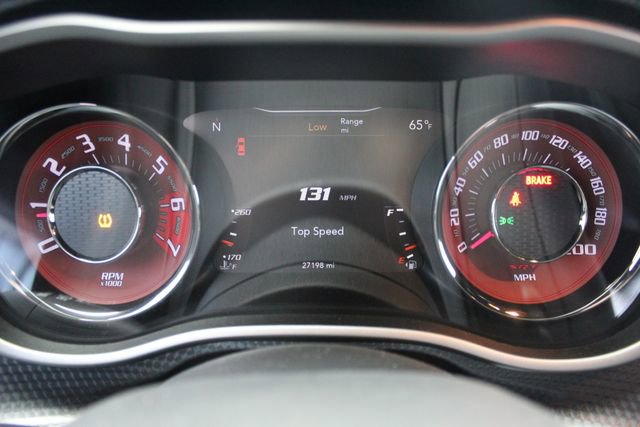 Used 2016 Dodge Challenger SRT Hellcat image 10