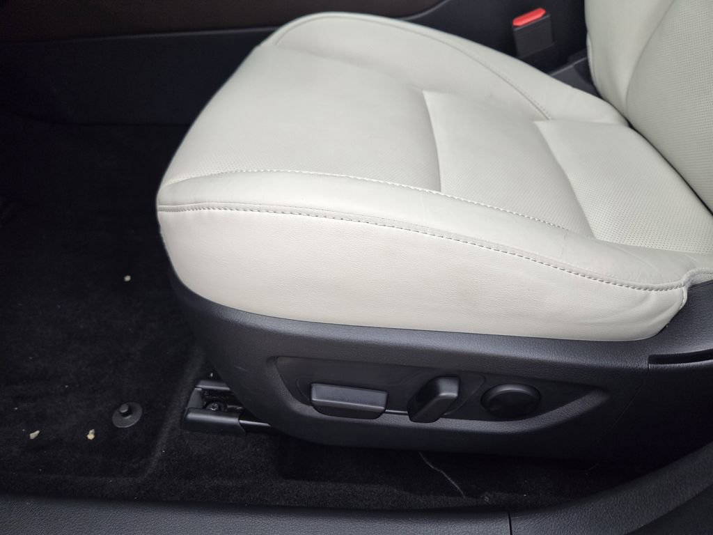 Used 2025 MAZDA CX-30 AWD 2.5 S w/ Premium Package image 23