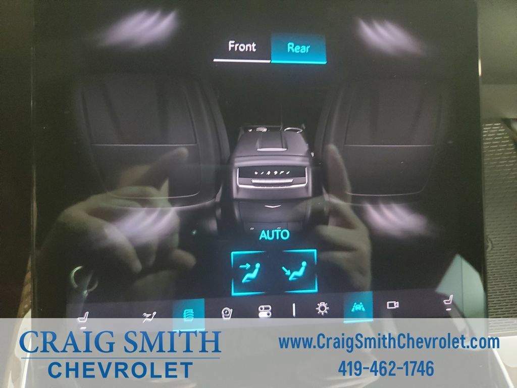 Used 2025 Cadillac Escalade Sport Platinum w/ LPO, Floor Liner Package AWD/4WD image 48