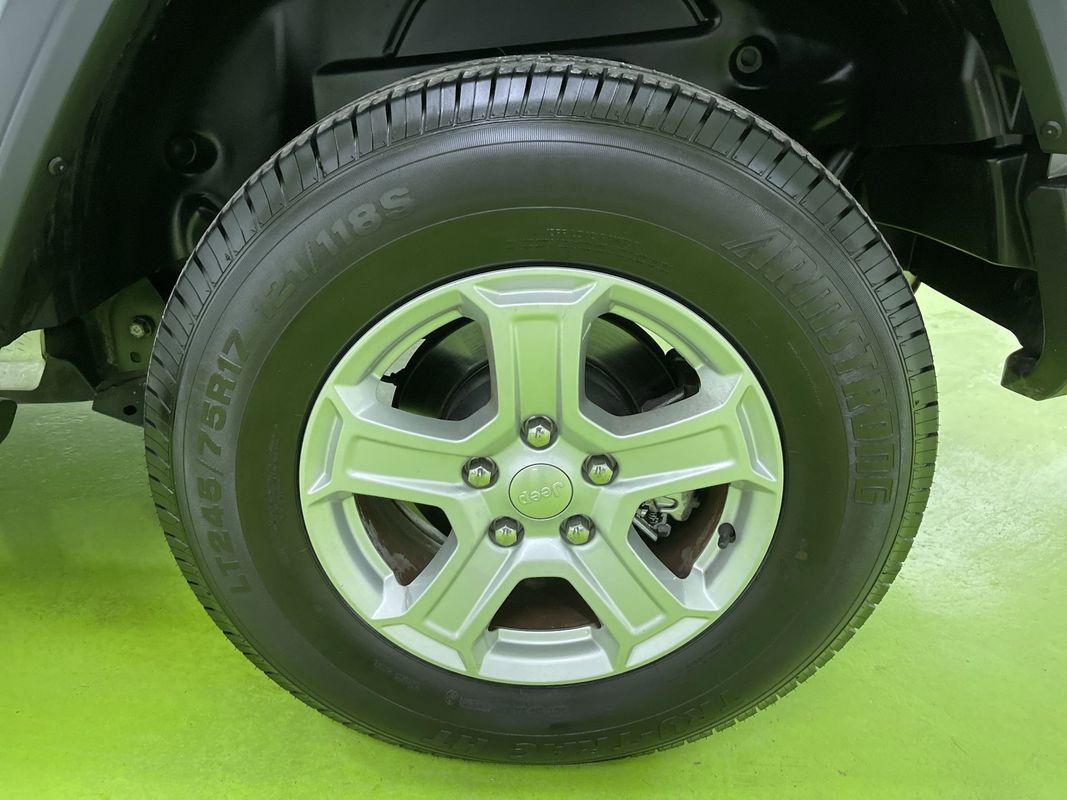 Used 2018 Jeep Wrangler Unlimited Sport S image 15