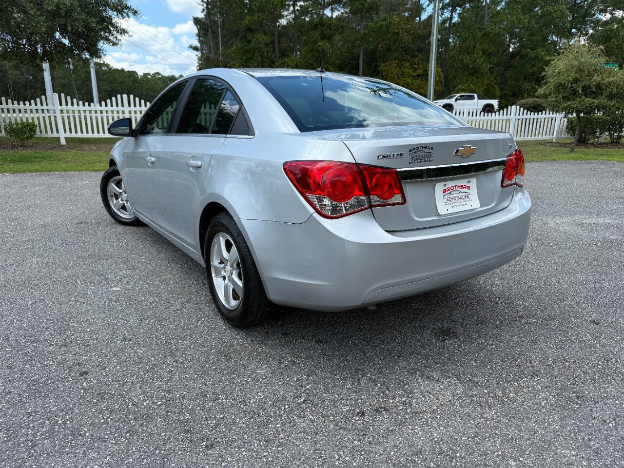 Used 2011 Chevrolet Cruze LT FWD image 32