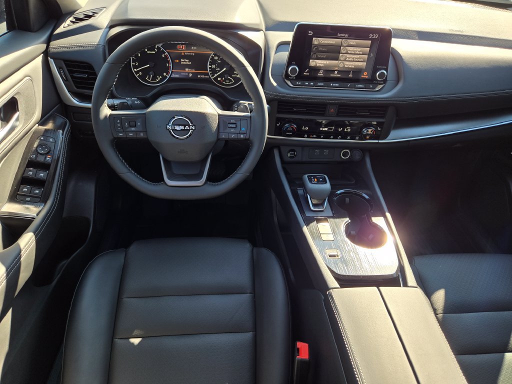 New 2027 Nissan Rogue Dark Armor FWD image 11