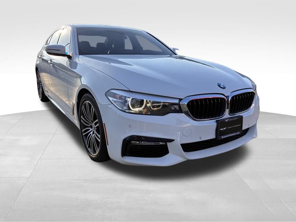 Used 2018 BMW 530i xDrive AWD/4WD image 1