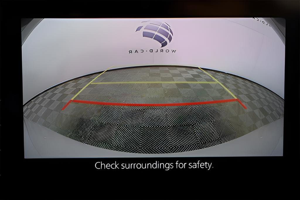 Used 2024 MAZDA MAZDA3 s image 33