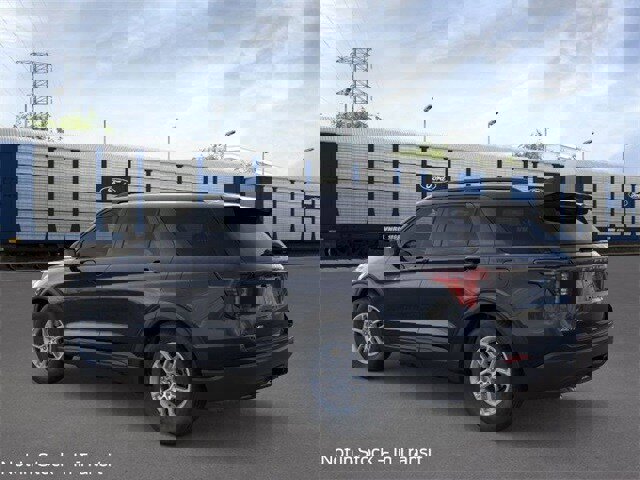 New 2026 Ford Explorer Active image 4