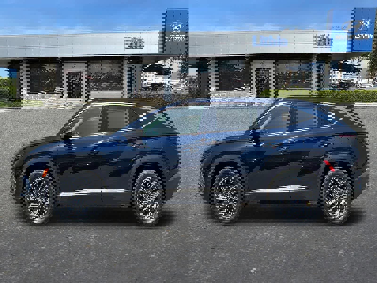 New 2025 Hyundai Tucson Limited image 5