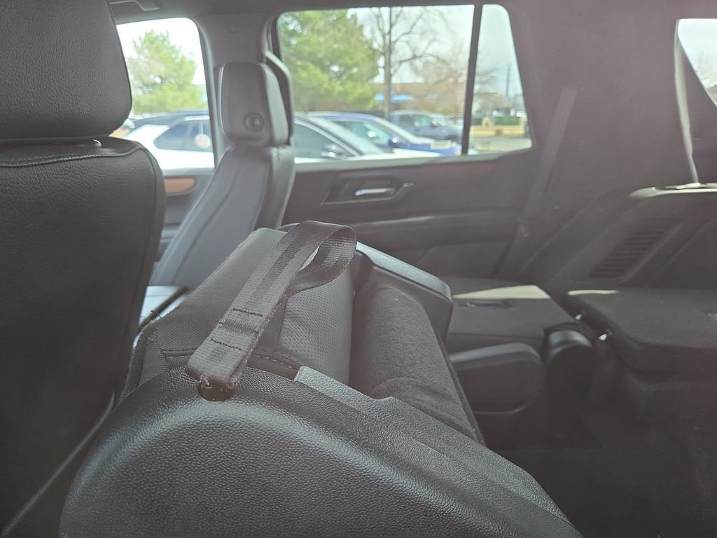 Used 2025 GMC Yukon Denali image 6