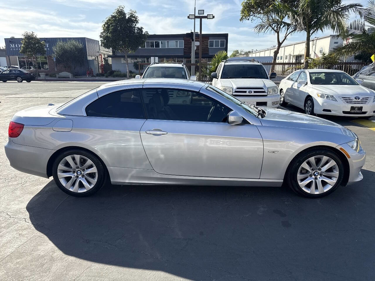 Used 2011 BMW 328i Convertible RWD image 19