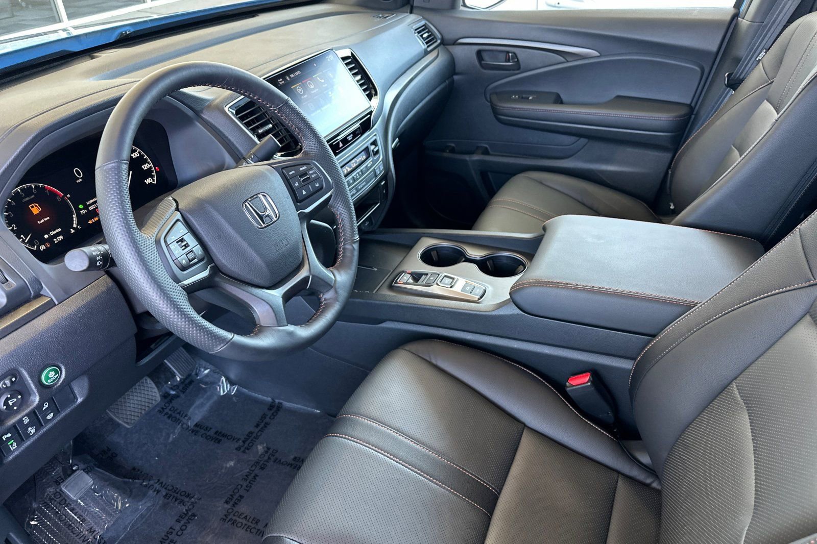 Used 2025 Honda Ridgeline TrailSport image 9