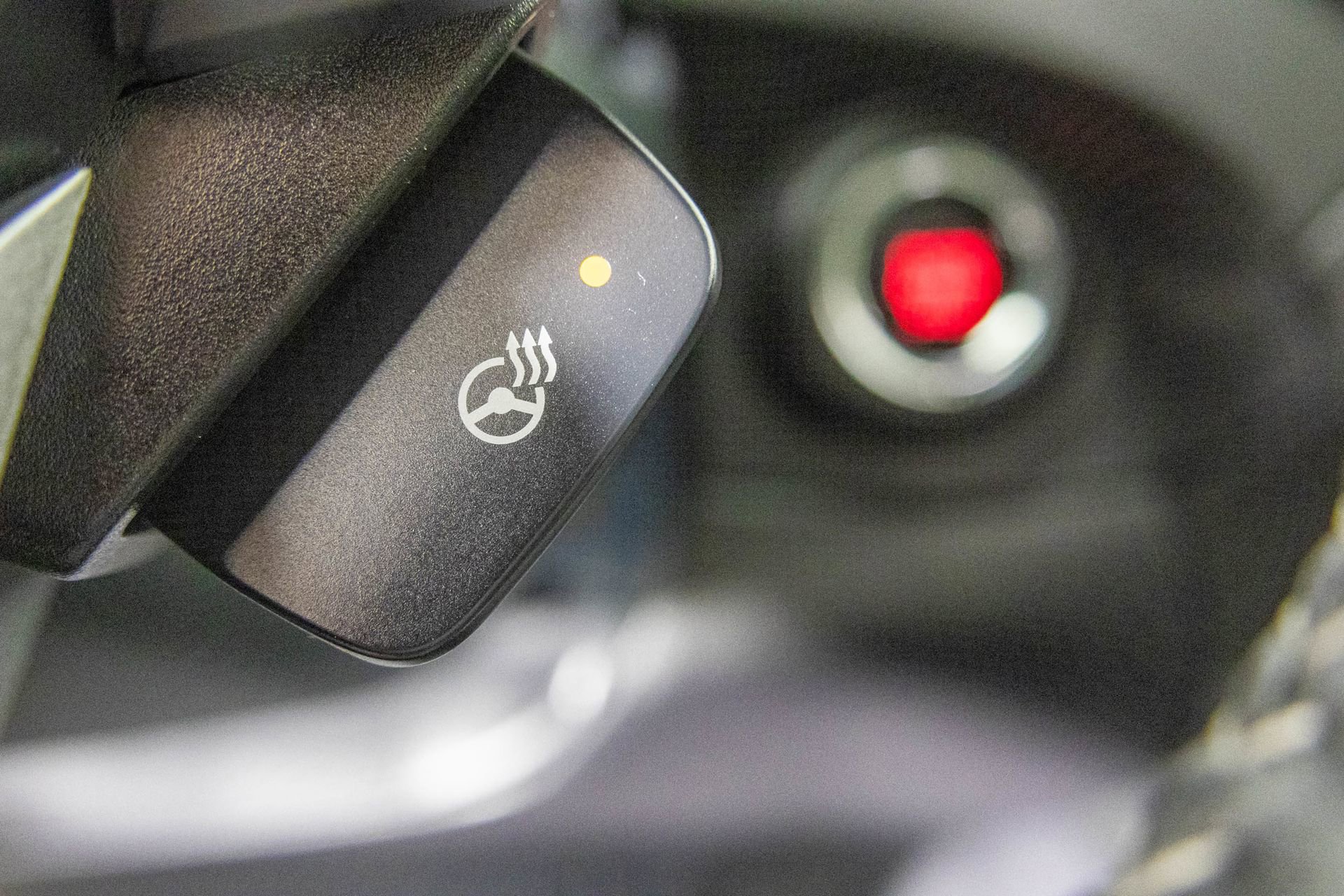 Used 2026 Subaru Ascent Premium image 6