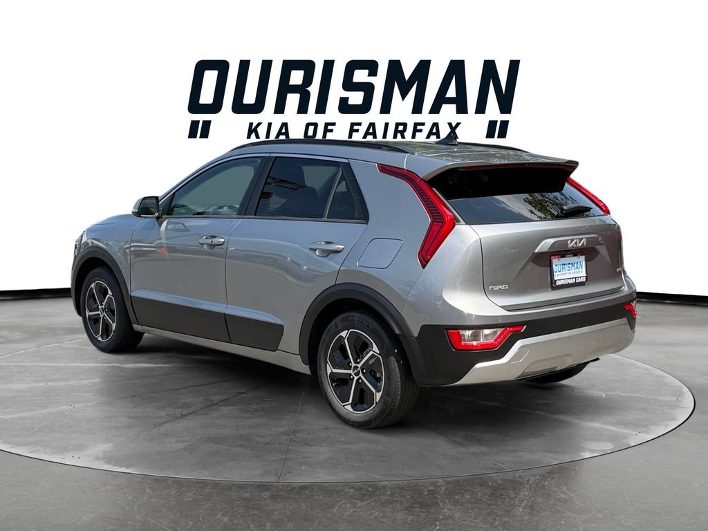 Certified 2023 Kia Niro EX FWD image 4