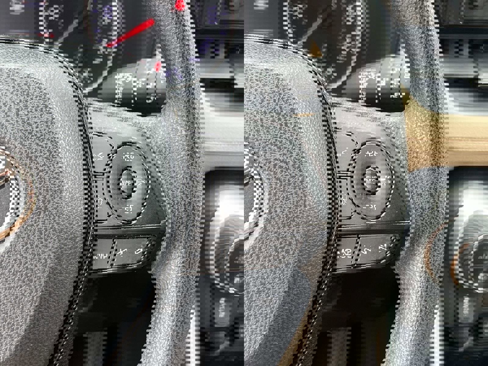 Used 2021 Toyota RAV4 XLE image 26