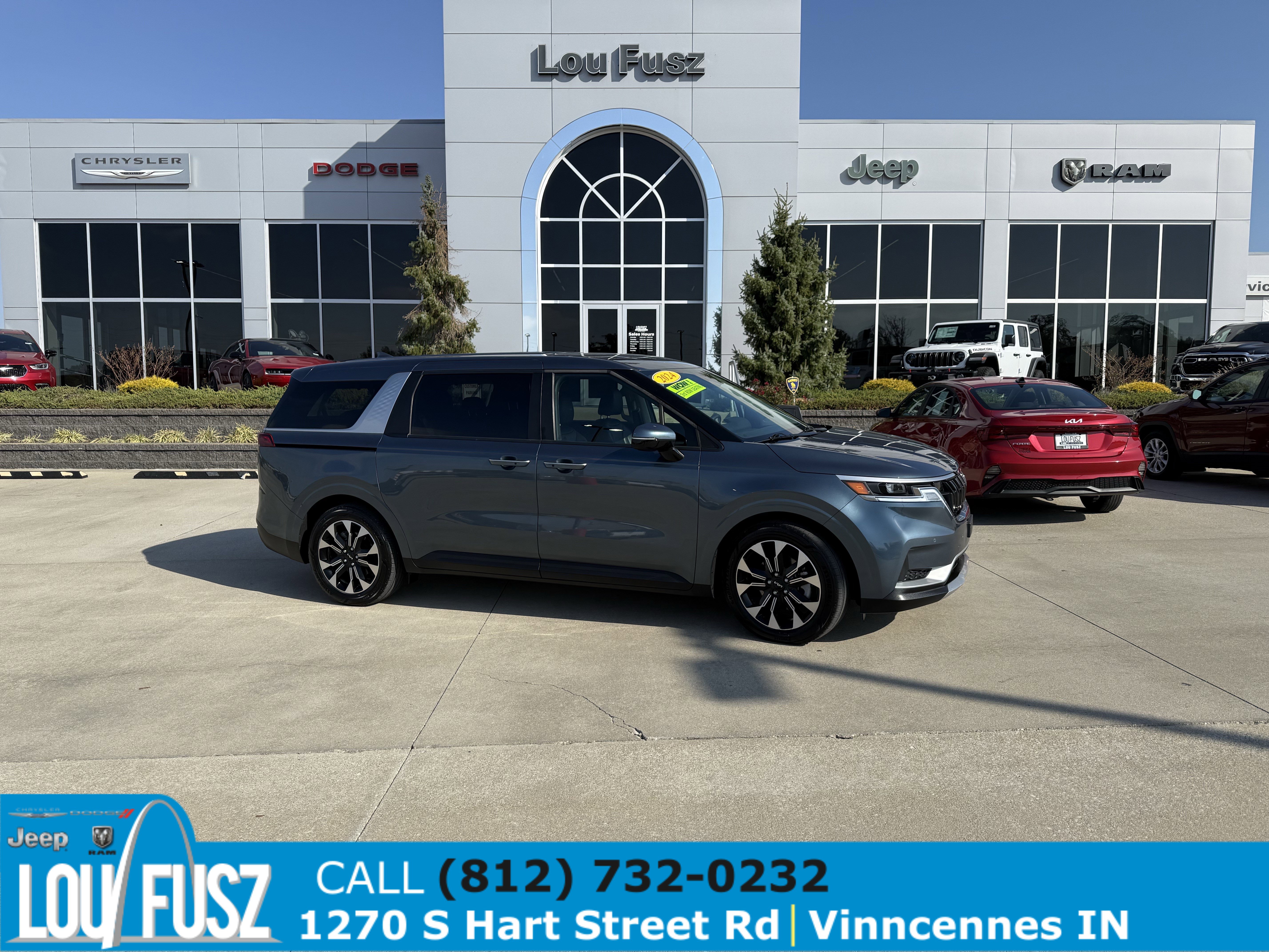 Used 2024 Kia Carnival EX